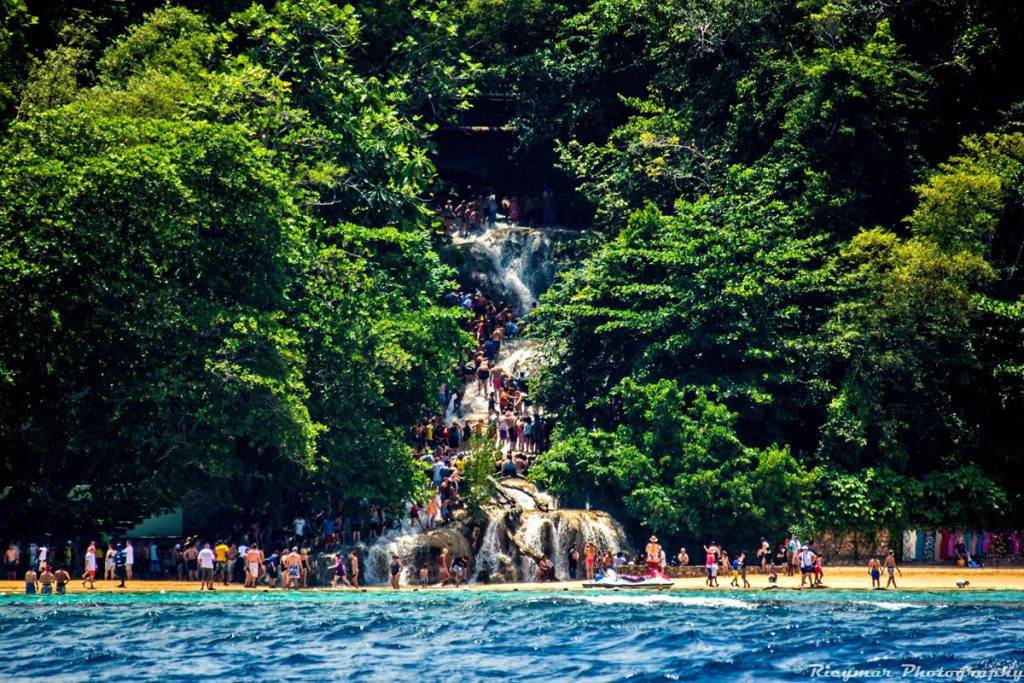 Dunn's River Falls, As Seen from the Sea Photo by: Ricardo Mangual CC BY 2.0