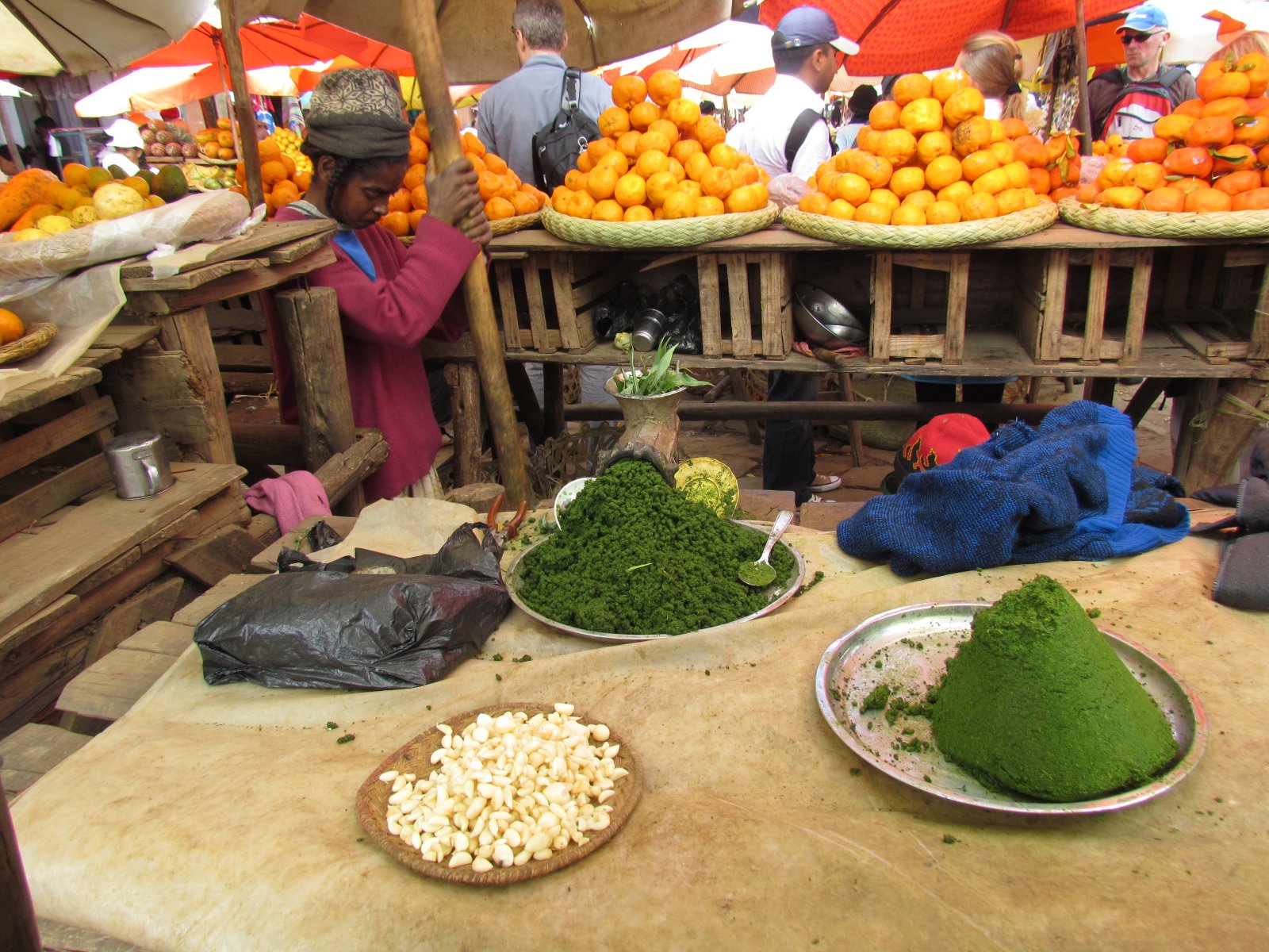 Остров фруктов 2. Рынок Зума Антананариву. Антананариву еда. Рынок Зума Мадагаскар. Фрукты Мадагаскара.